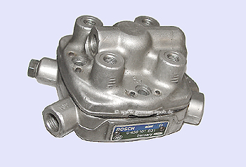0438101031 | 0 438 101 031 Bosch Fuel Distributor 👉 Regenerated 👈 | Ford  mengenteiler.eu